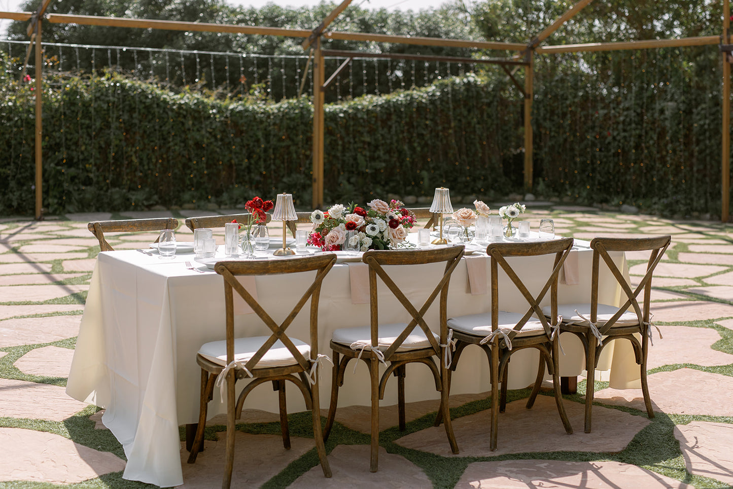 Low and Long Centerpiece - Velvet Chic