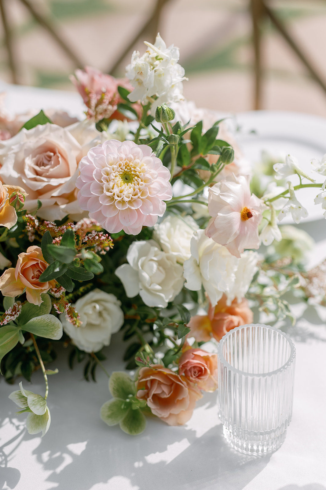 Round Centerpiece - Romantic Garden