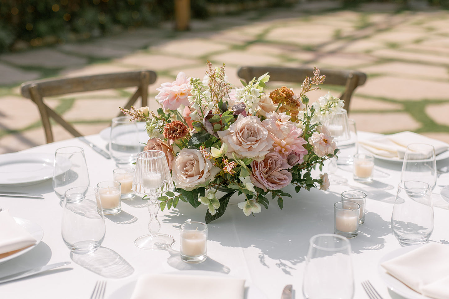 Round Centerpiece - Romantic Garden