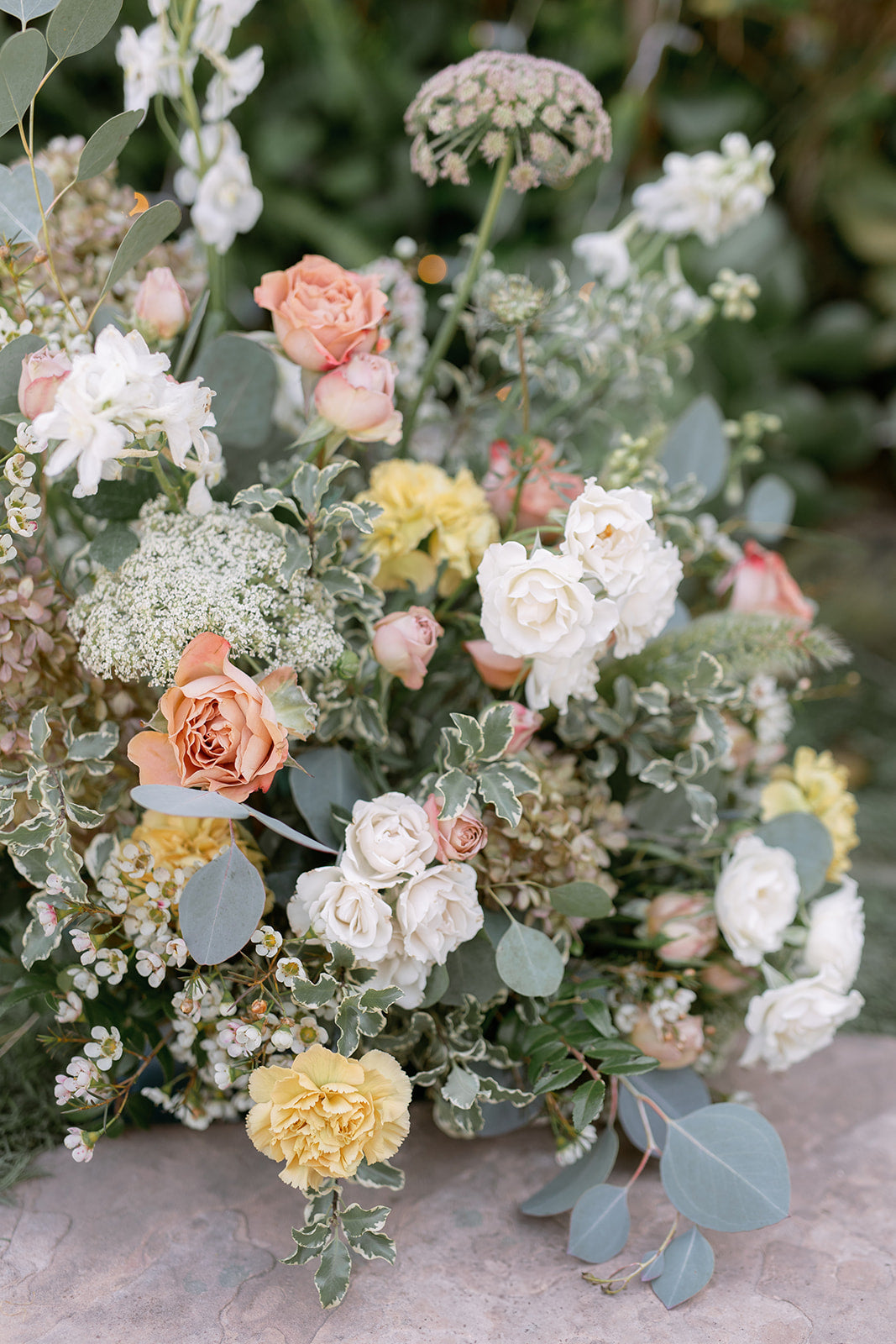 Aisle Floral- Soft Neutrals