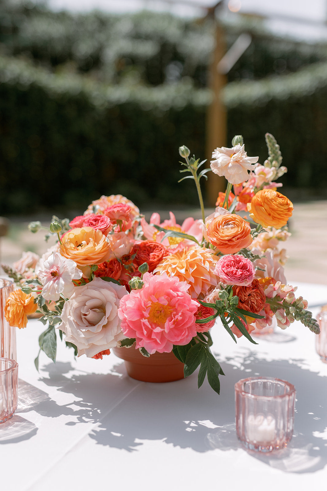 Round Centerpiece - Vibrant Sorbet
