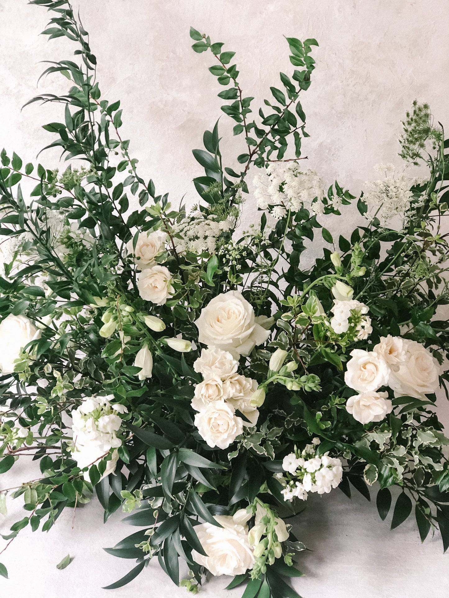 Aisle Floral - Pure Grace