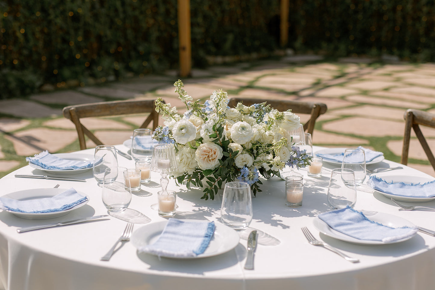 Round Table Centerpiece - Something Blue