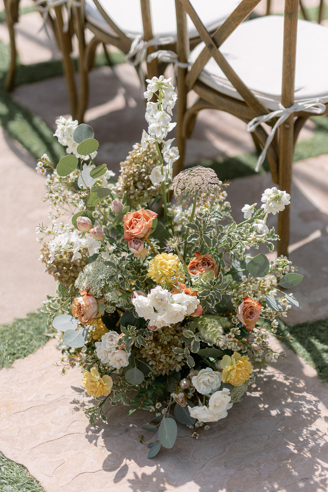 Aisle Floral- Soft Neutrals