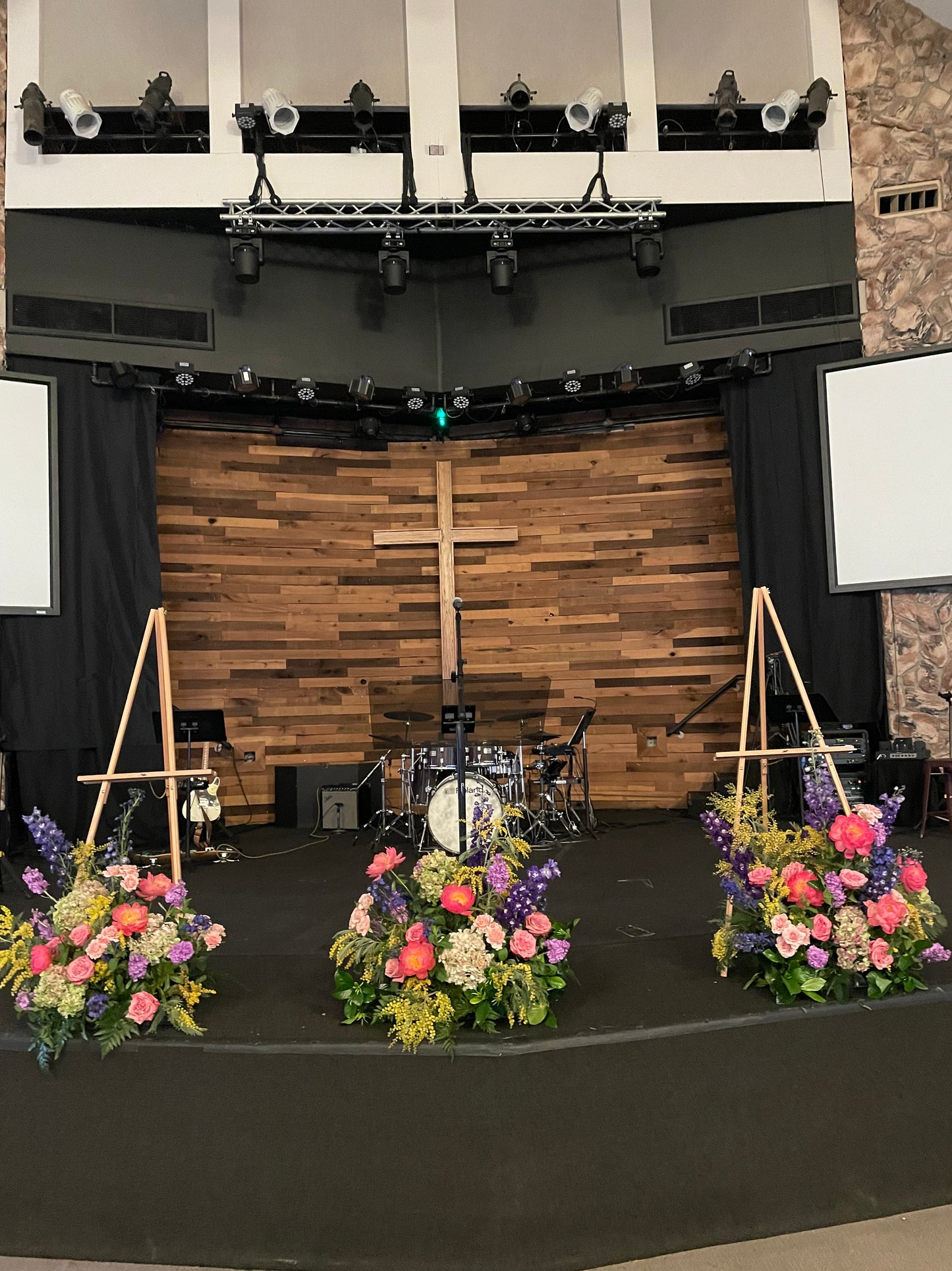 Altar / Stage Florals