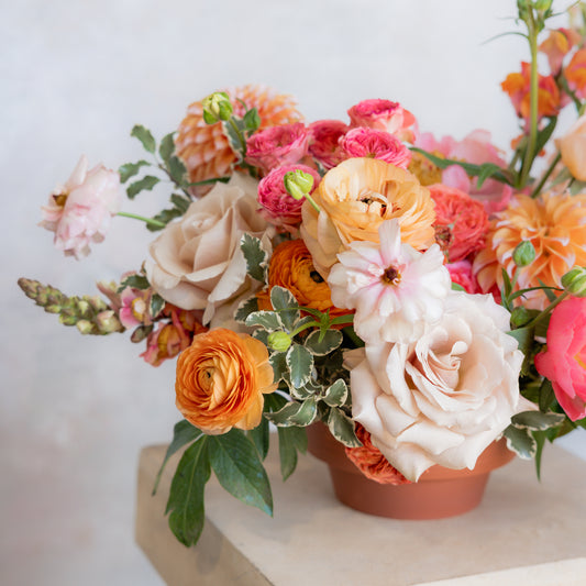 Round Centerpiece - Vibrant Sorbet