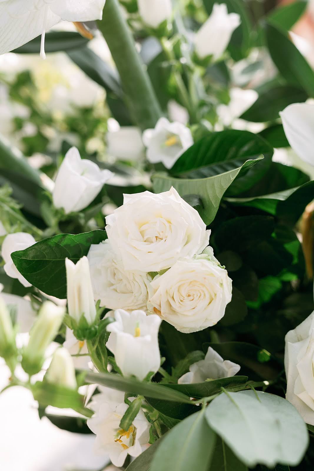 Aisle Floral - Pure Grace